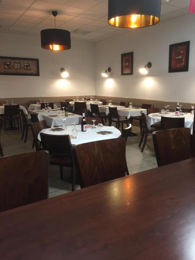 Les Landiers Varennes-sur-Allier Exterior photo